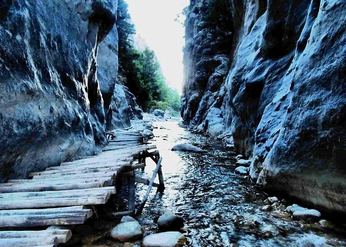 Hippie Vendégház Hriszí Aktí Haniá